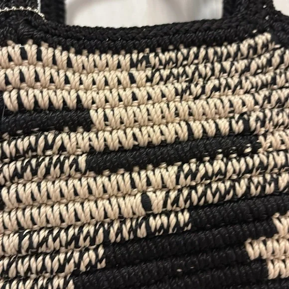 NWT The Sak Black and Cream Women's Bag - Picture 5 of 6